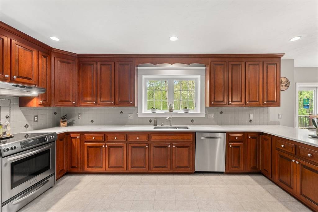 3 Tammer Lane Hopkinton, MA 01748