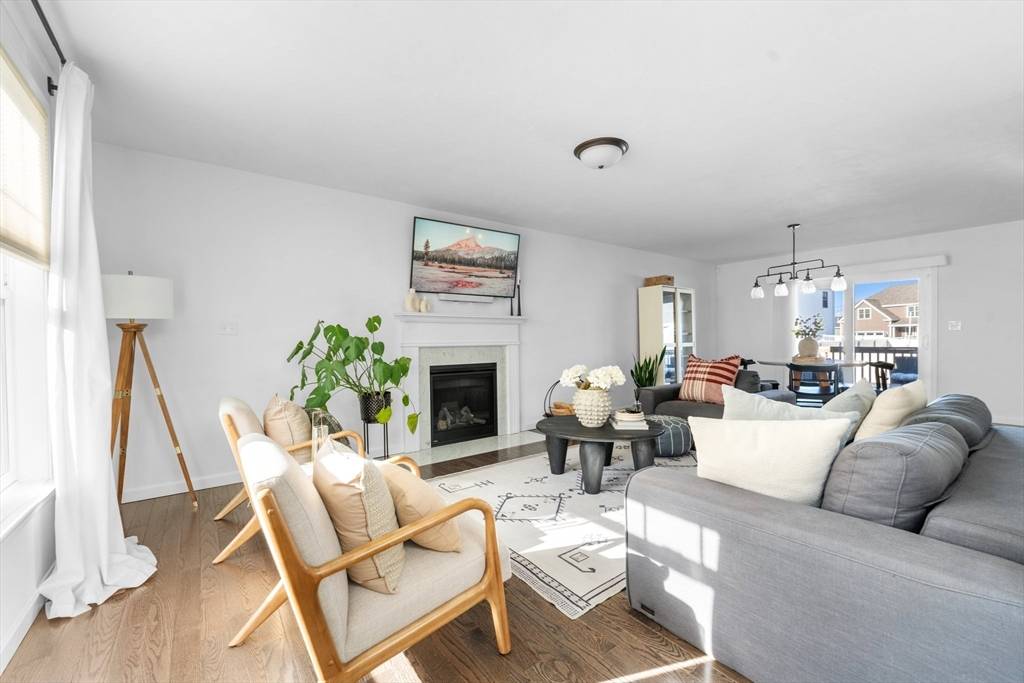 Lakeville, MA 02347,11 Wedge Dr