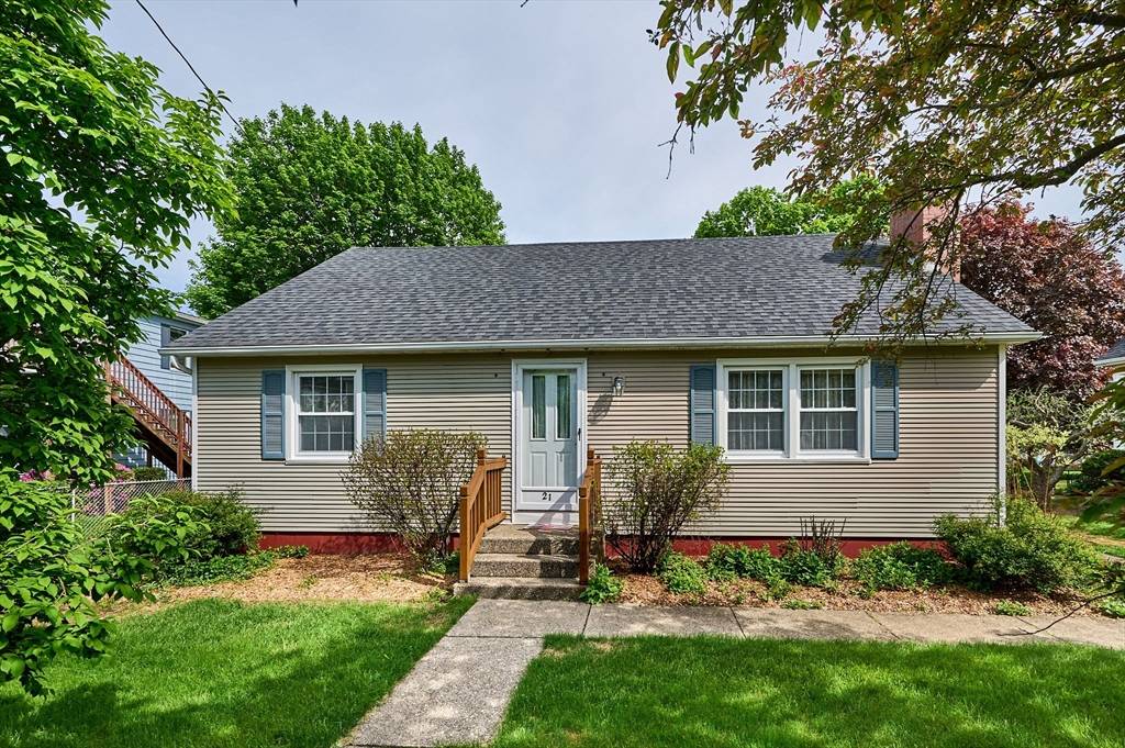 Easthampton, MA 01027,21 Davis St