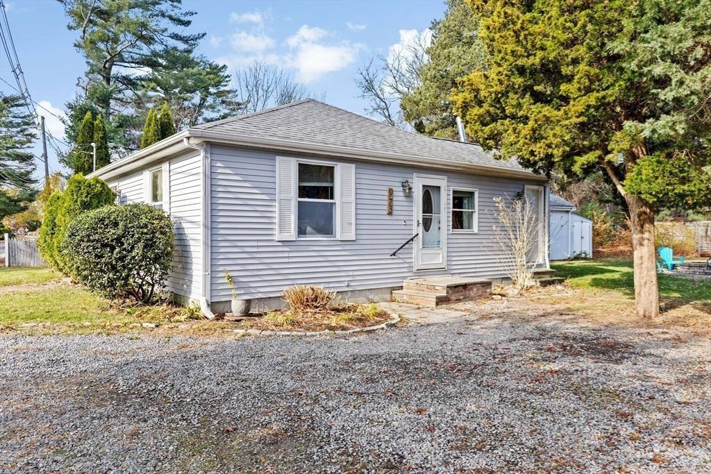 Marion, MA 02738,973 Point Rd