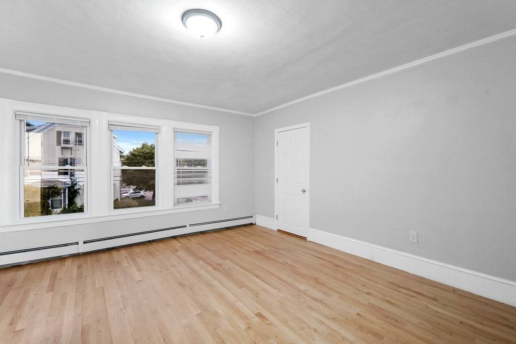 58 Ashland St Taunton, MA 02780