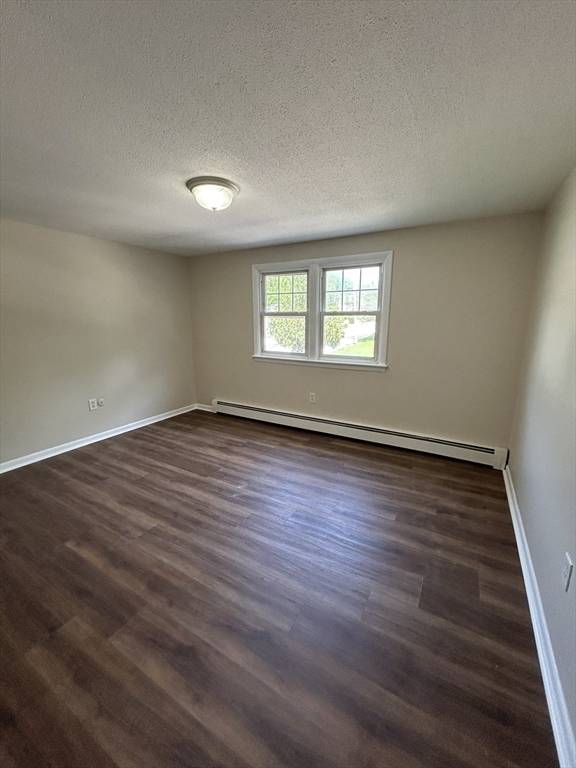 Webster, MA 01570,15 Boyden St #8