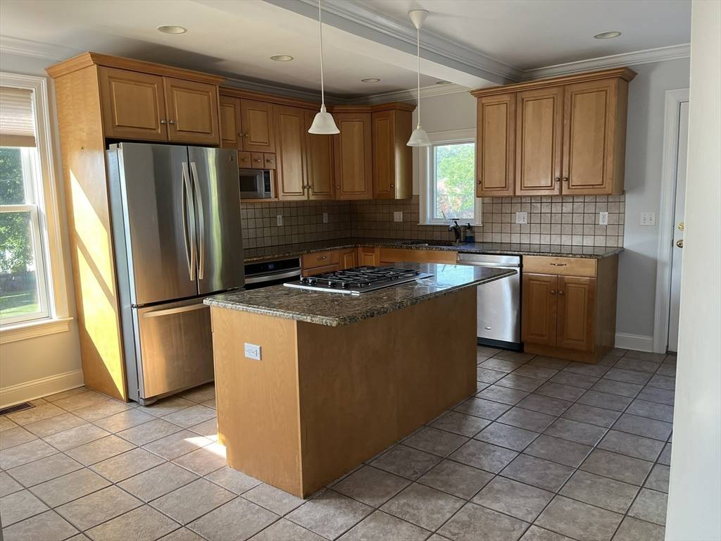 Quincy, MA 02169,250 Franklin St #Left