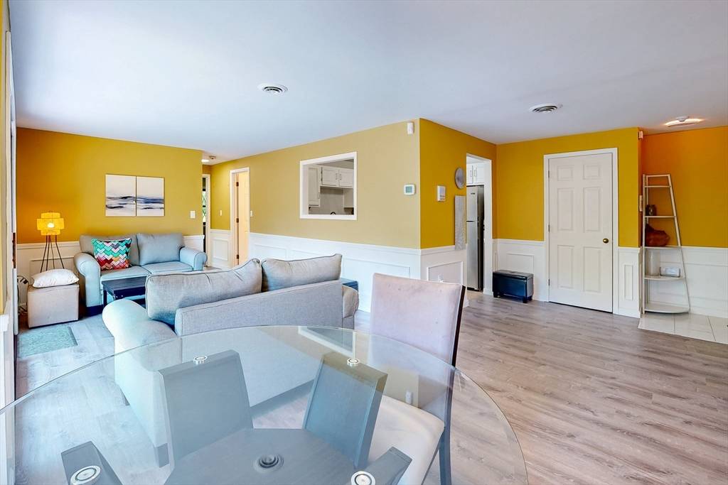 Randolph, MA 02368,15 Thompson Drive #16