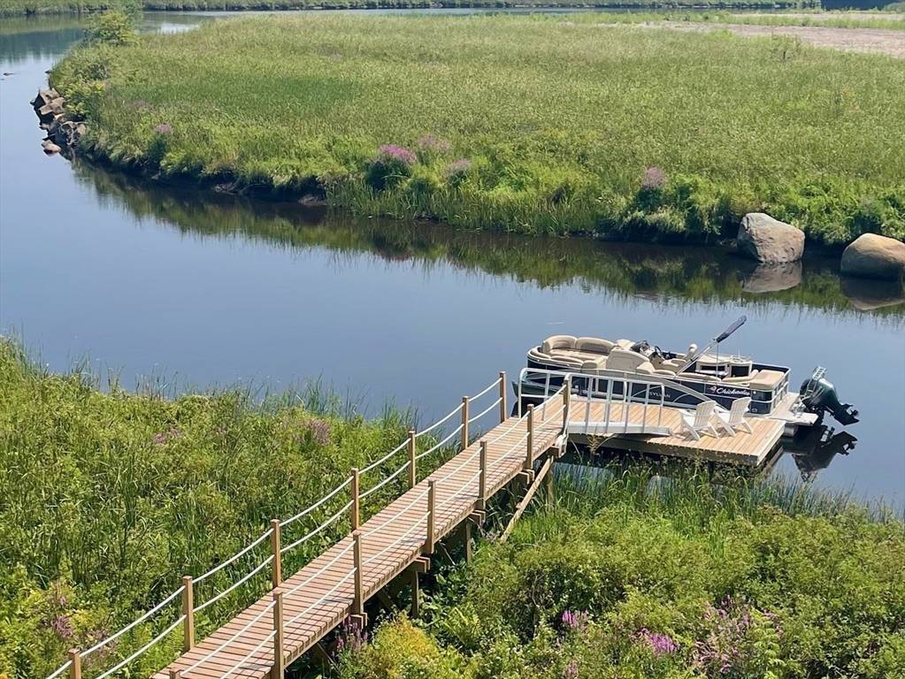 Hanover, MA 02339,38 Old Shipyard Ln