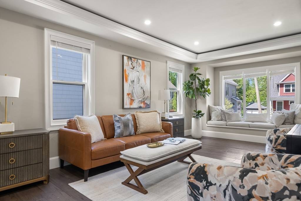 35 Wren St Boston, MA 02132