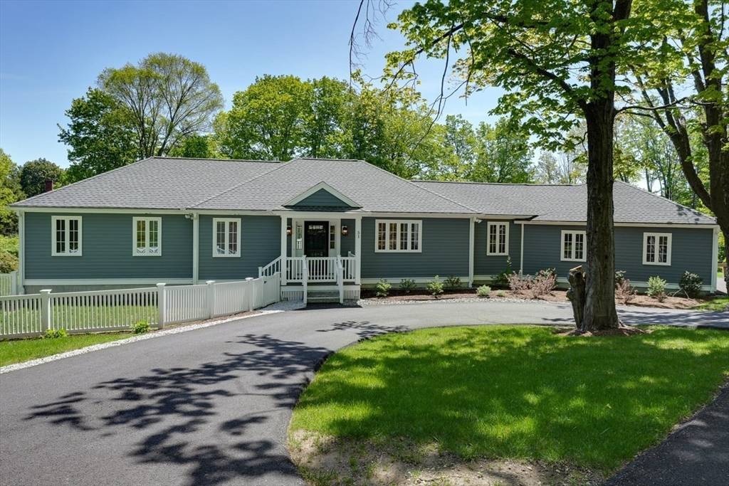 Lunenburg, MA 01462,31 School St