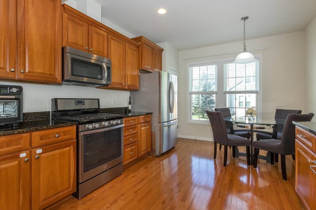 25 Kelly Way #25 Canton, MA 02021