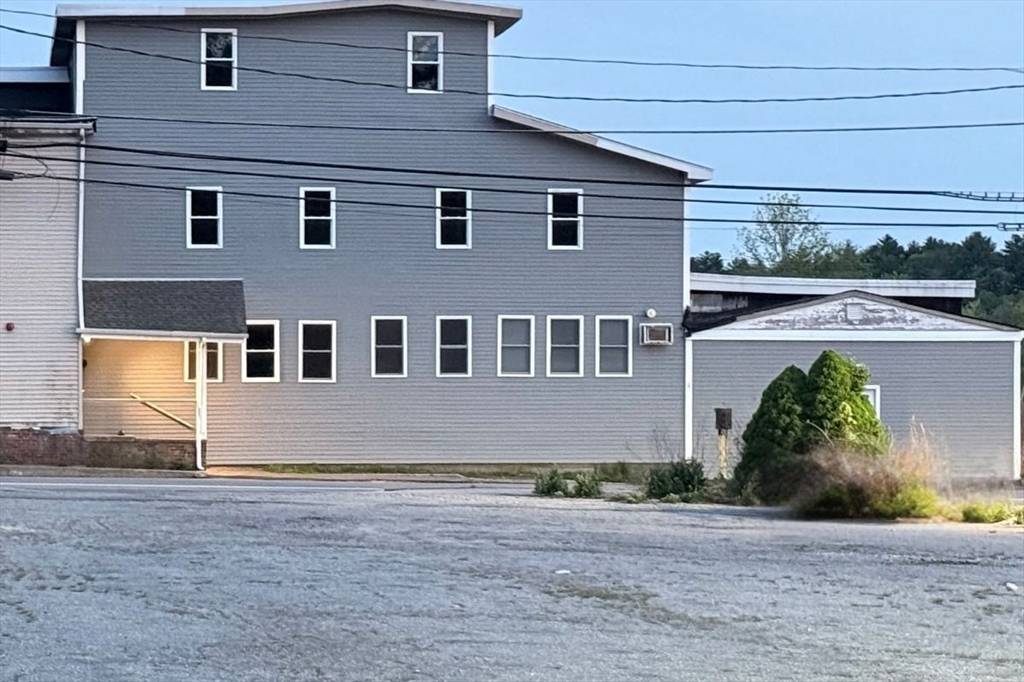Hanson, MA 02341,1054 Main St