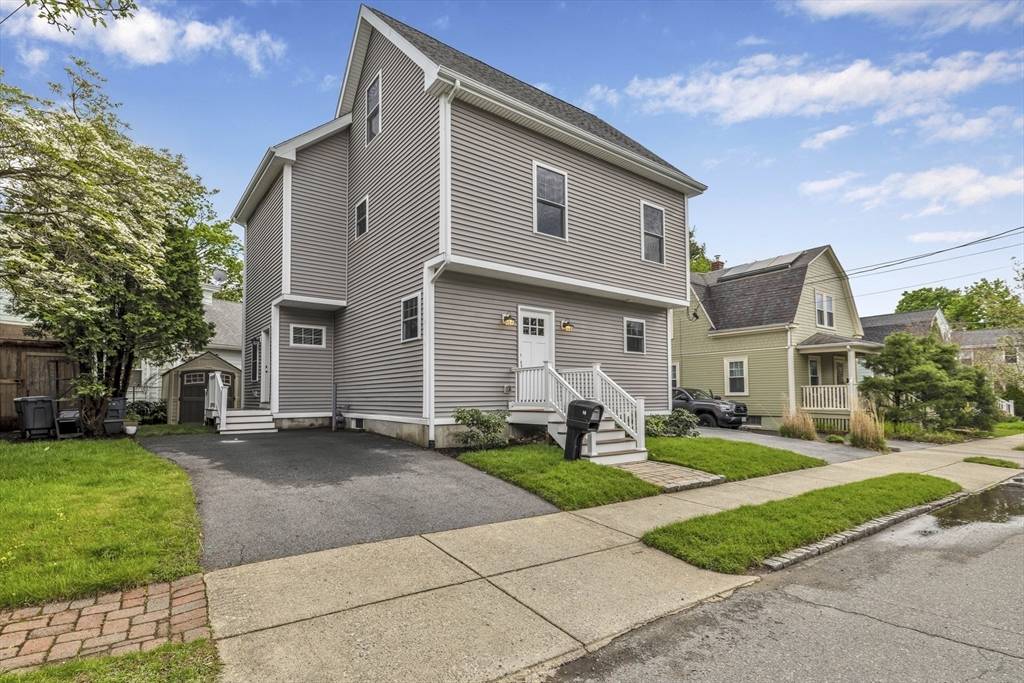 Winchester, MA 01890,18 Hemingway St.,