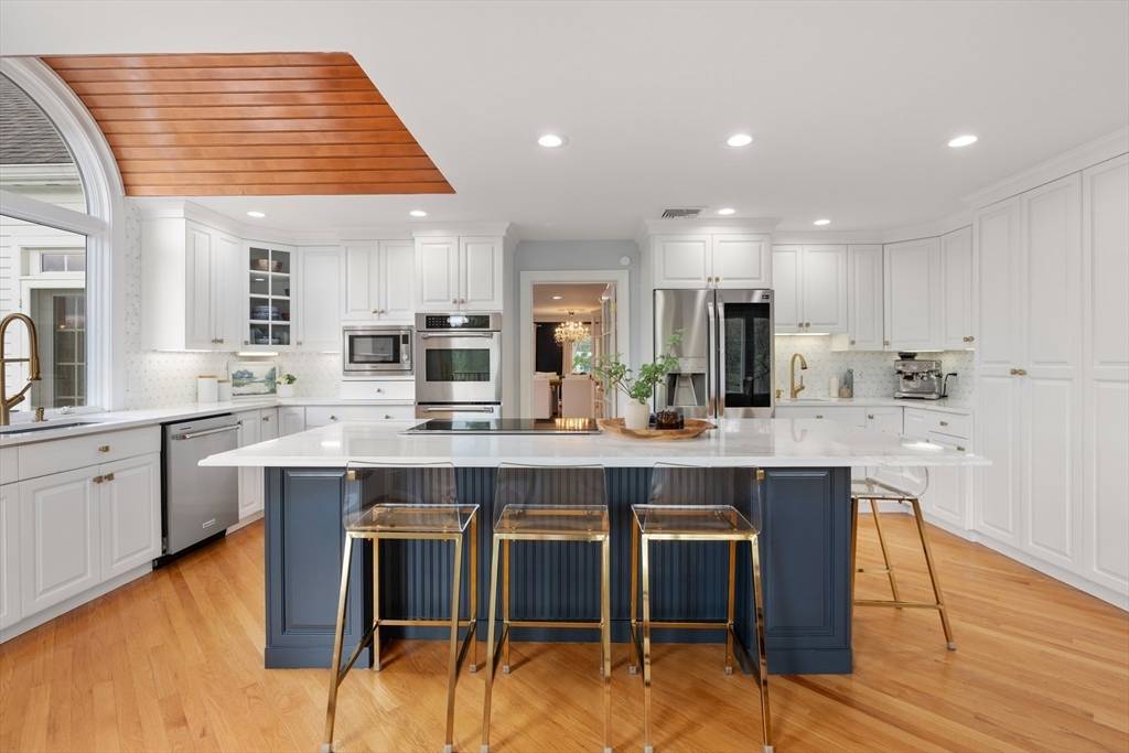 29 Sears Road Southborough, MA 01772