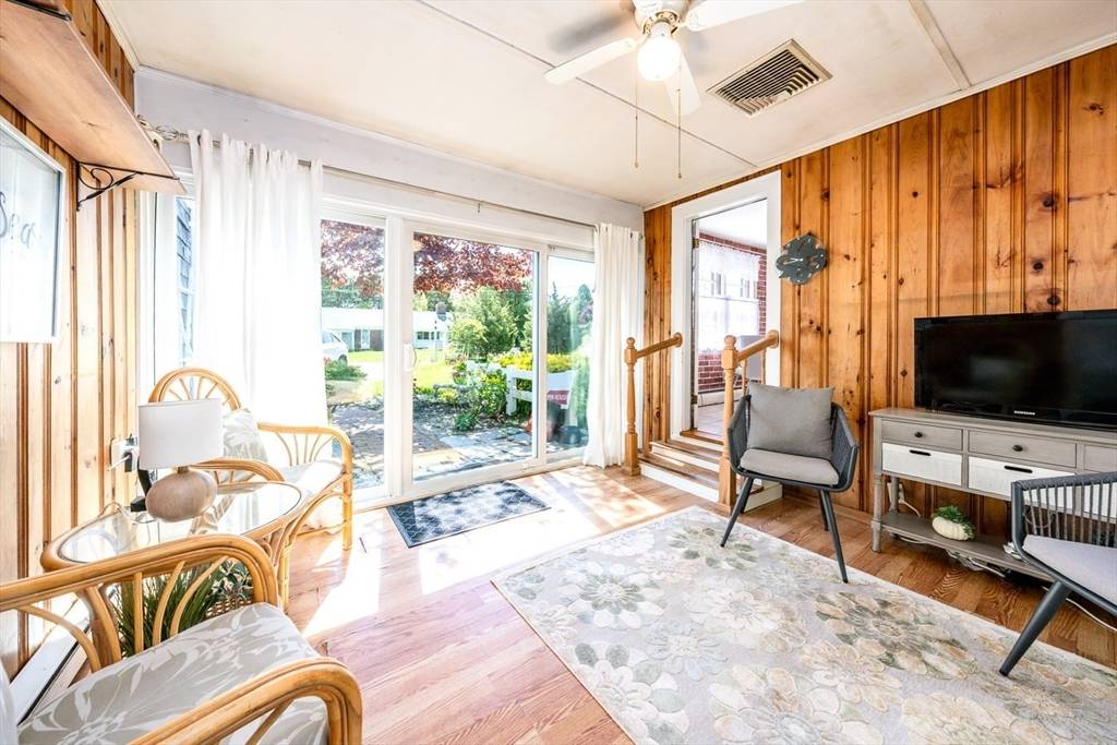 Dennis, MA 02670,34 Brooksweld Lane