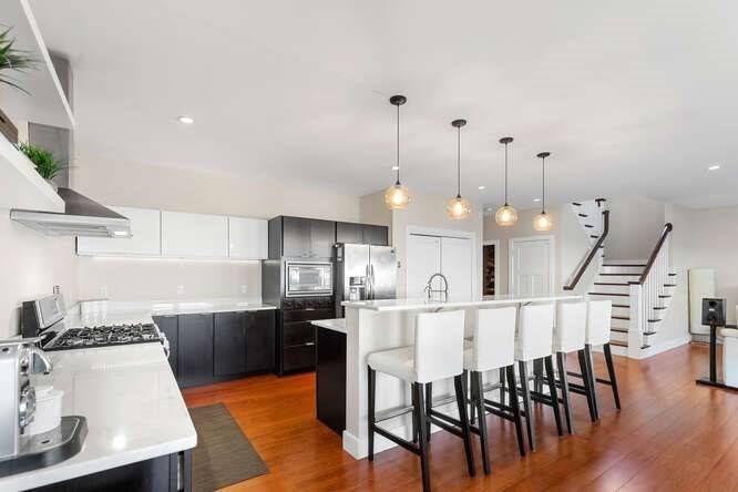 Medford, MA 02155,15 Vassar St