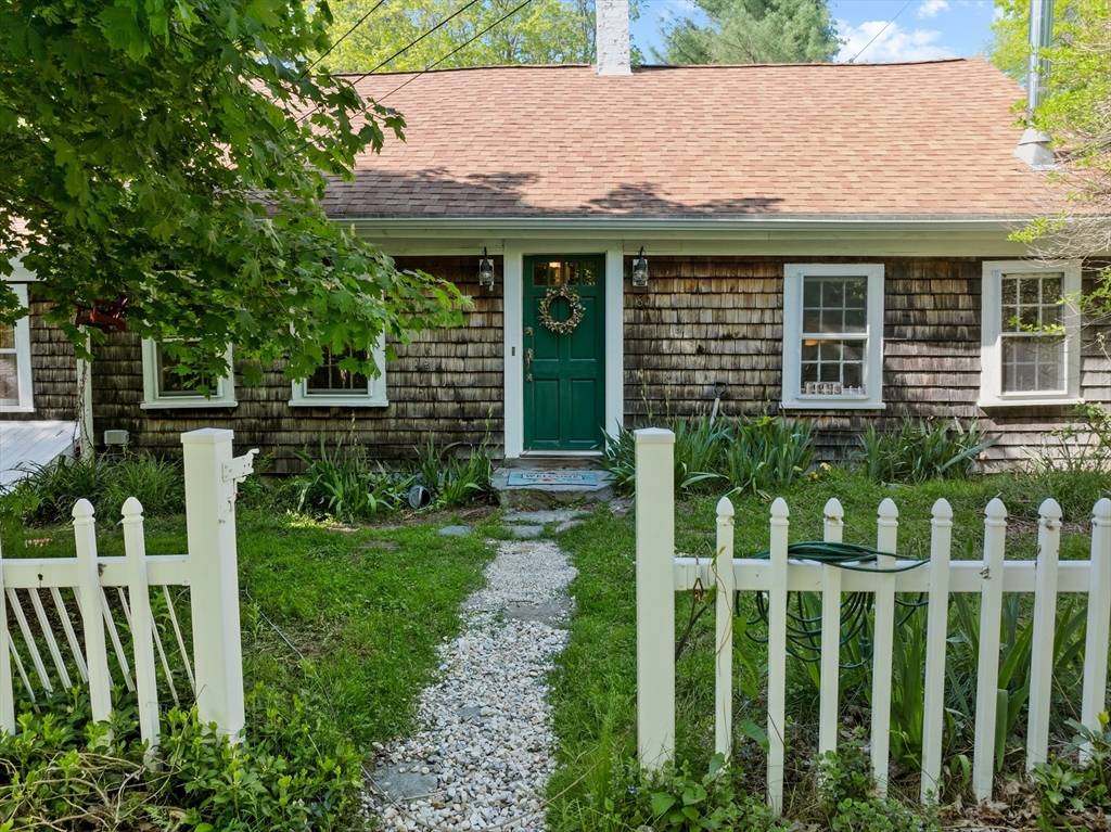Rehoboth, MA 02769,180 New St.