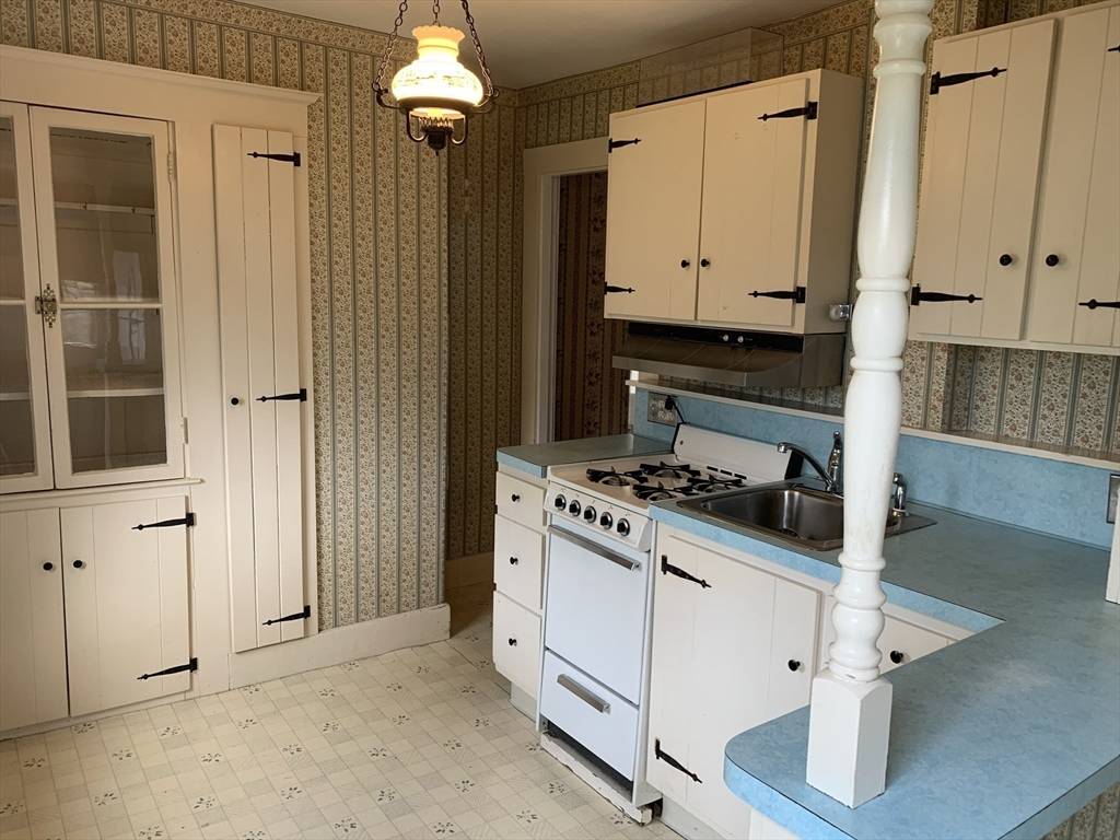 Medford, MA 02155,38 Park St #A