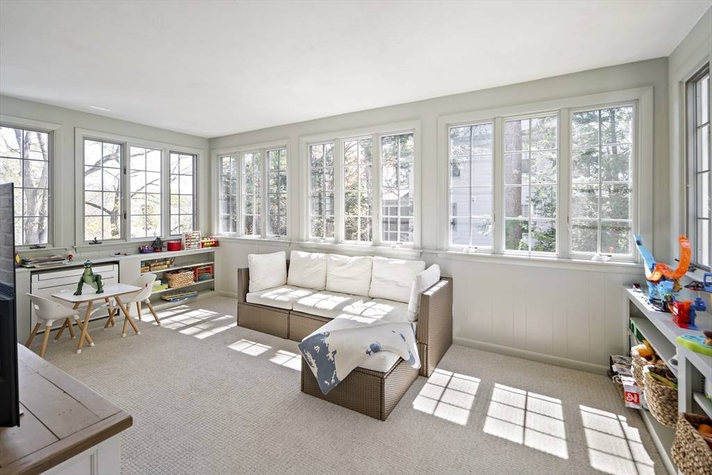 44 Grove Hill Ave Newton, MA 02460