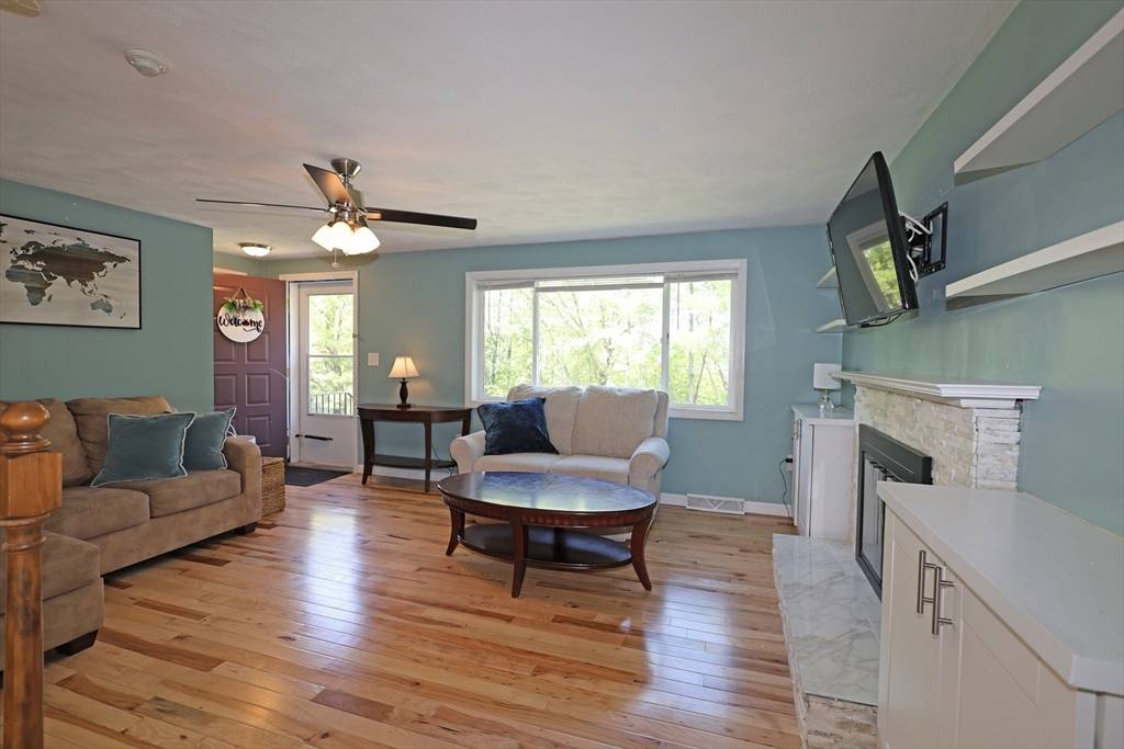 Tyngsborough, MA 01879,501 Pondview Place #501