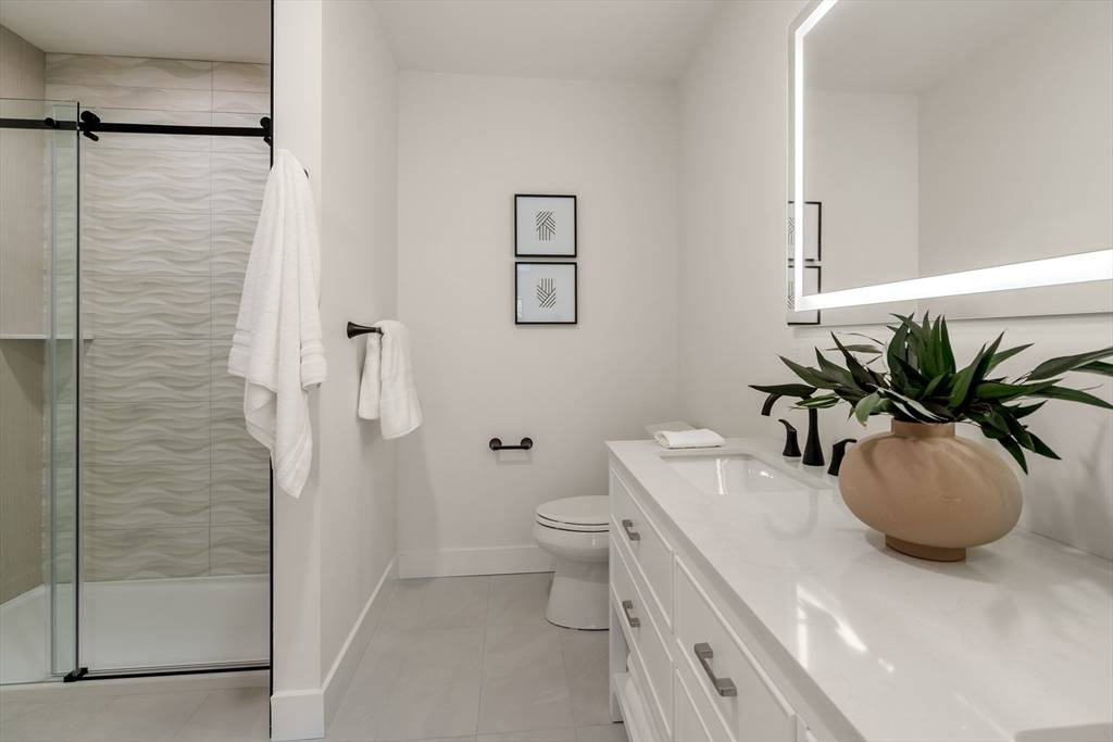 20 Audubon Way #206 Canton, MA 02021
