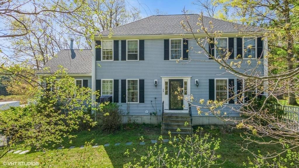 Millis, MA 02054,28 Myrtle St
