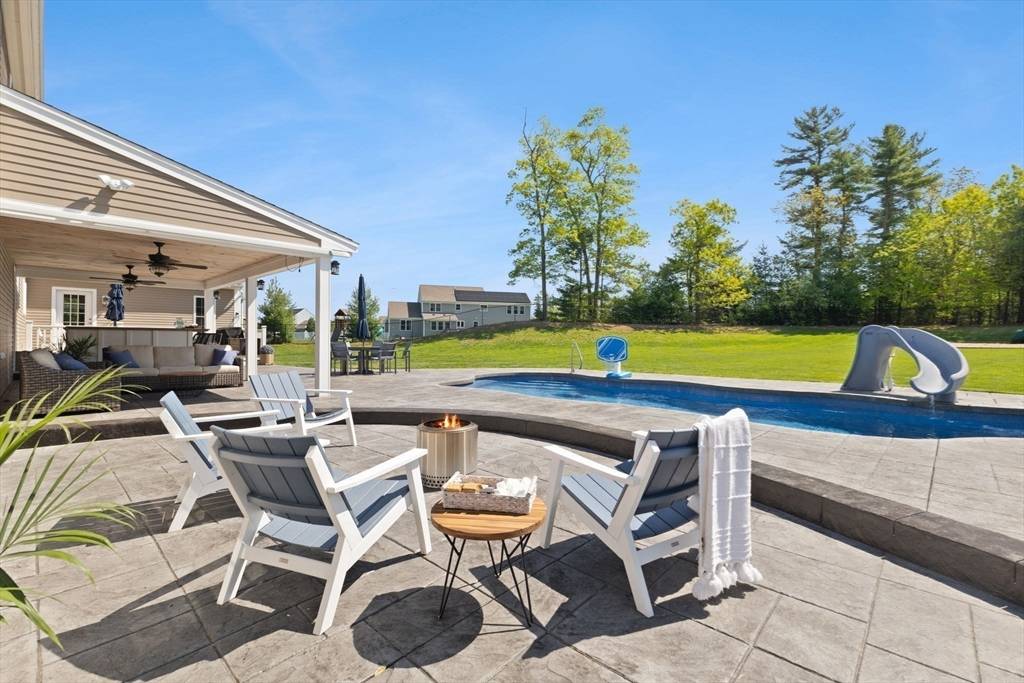 Bridgewater, MA 02324,20 Quail Run Rd