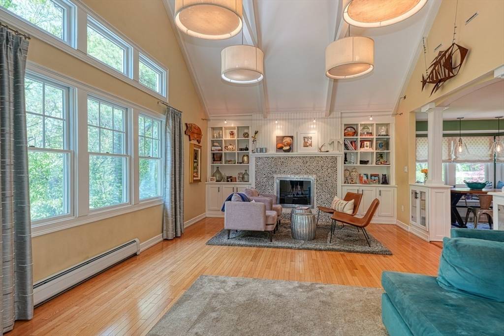Sudbury, MA 01776,16 Brimstone Ln