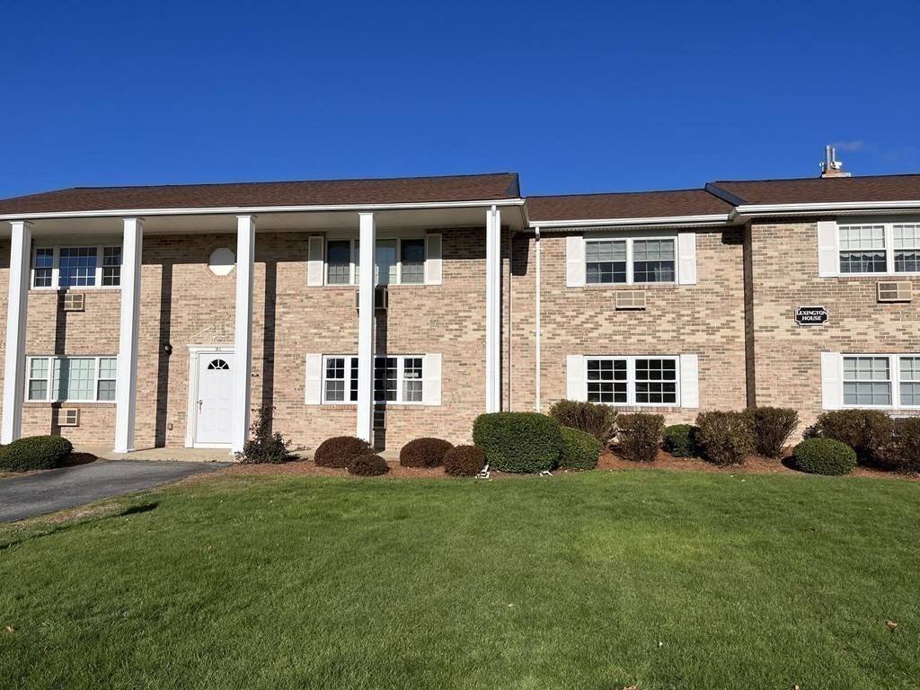 Andover, MA 01810,30 Washington Park Drive #2