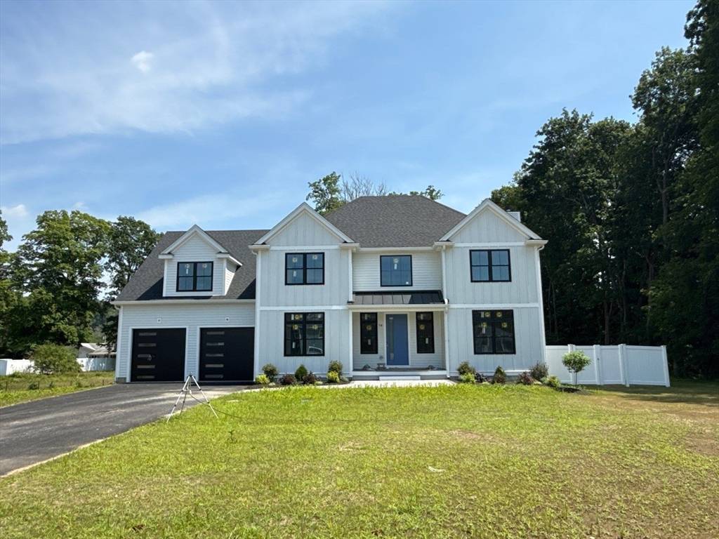 Wrentham, MA 02093,14 Earle Stewart Ln