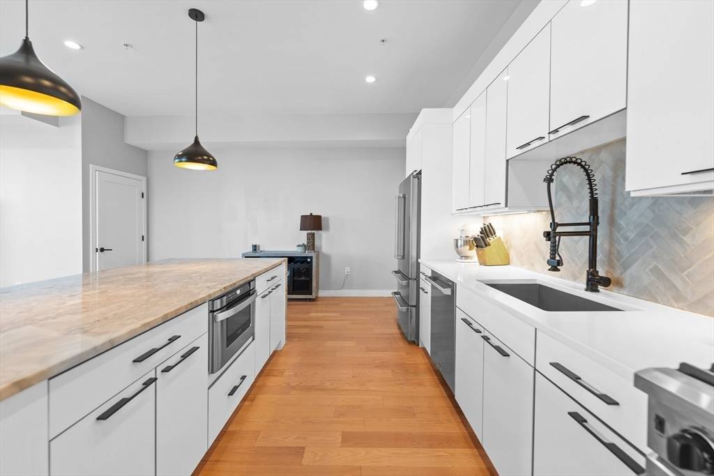 243 Condor Street #4 Boston, MA 02128