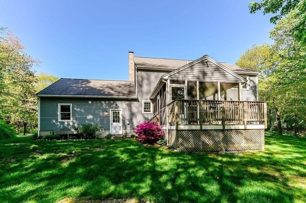 Mansfield, MA 02048,15 Emerson Cir
