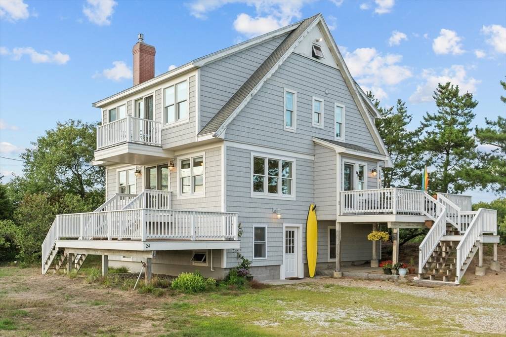 Newbury, MA 01951,24 Old Point Rd