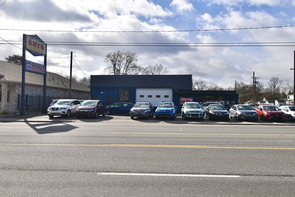 Springfield, MA 01119,927 Boston Rd