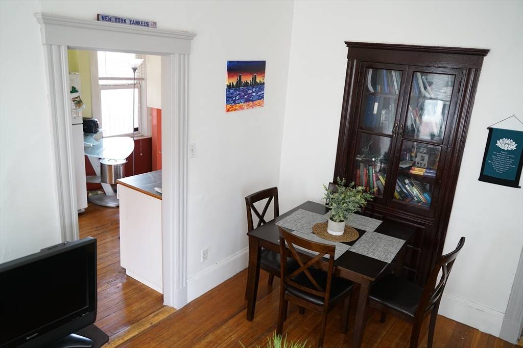 Somerville, MA 02143,5 Cooney St #3