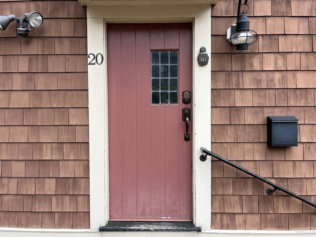Salem, MA 01970,20 Turner St