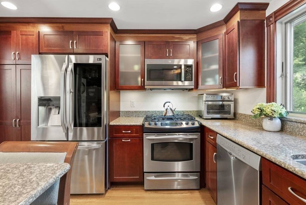 72 Brook Rd Weston, MA 02493