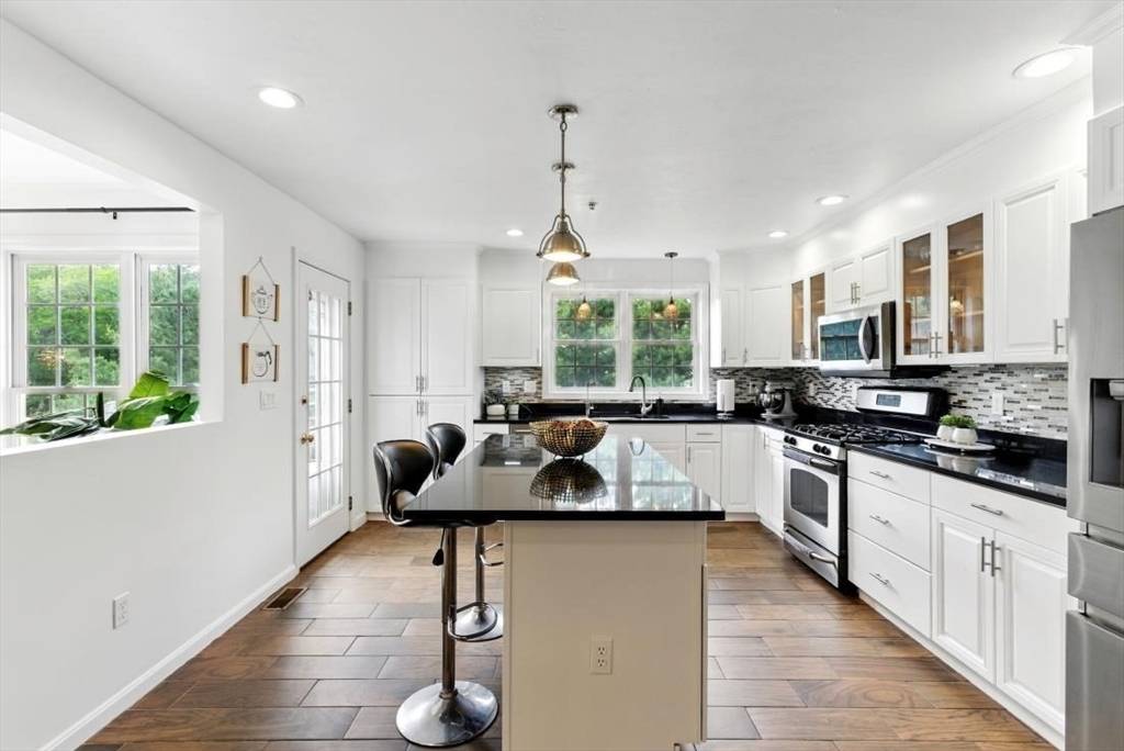 Hopkinton, MA 01748,12 Paul Revere Path #12