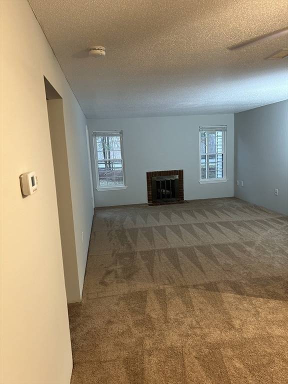 Natick, MA 01760,6 Walden Drive #2