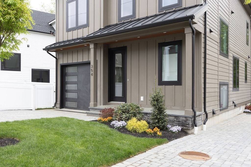 Newton, MA 02460,354 Linwood Ave #354
