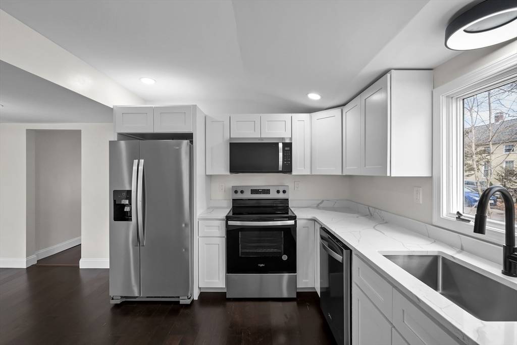 Attleboro, MA 02703,15 Angell St
