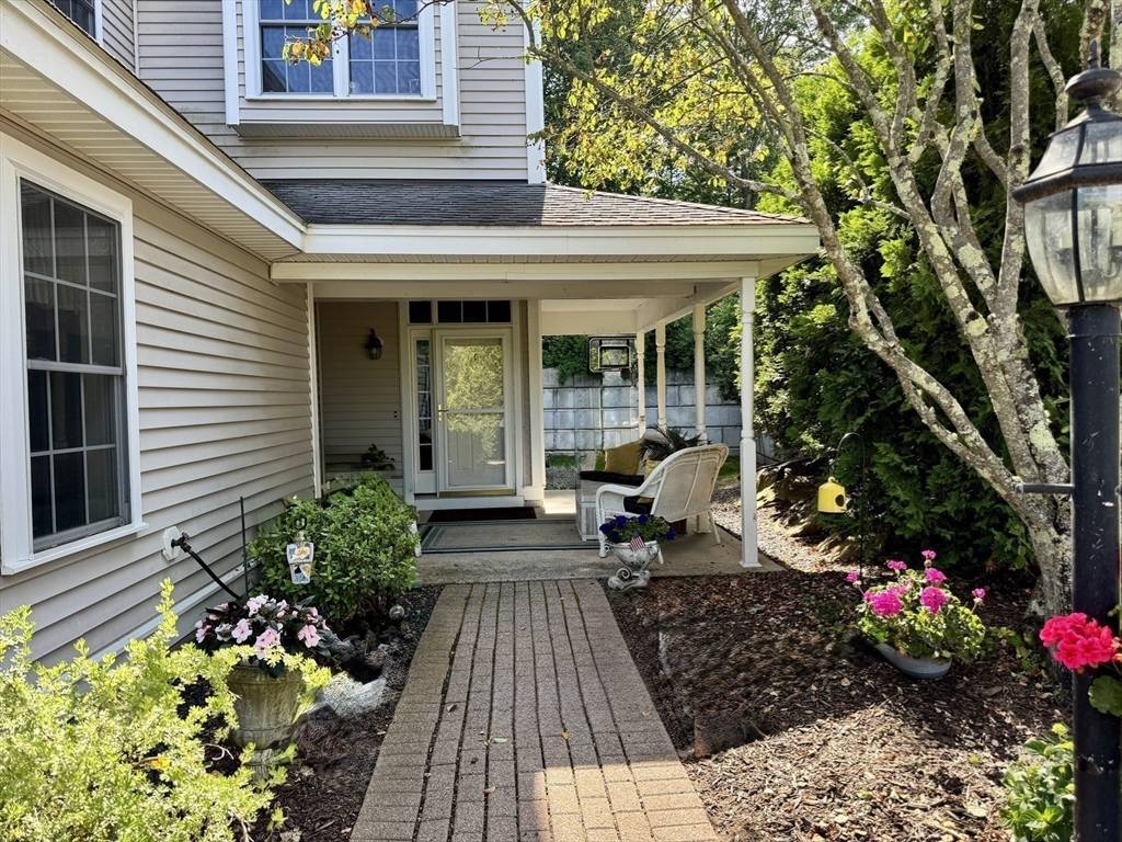 Clinton, MA 01510,404 Fernwood Ln #404