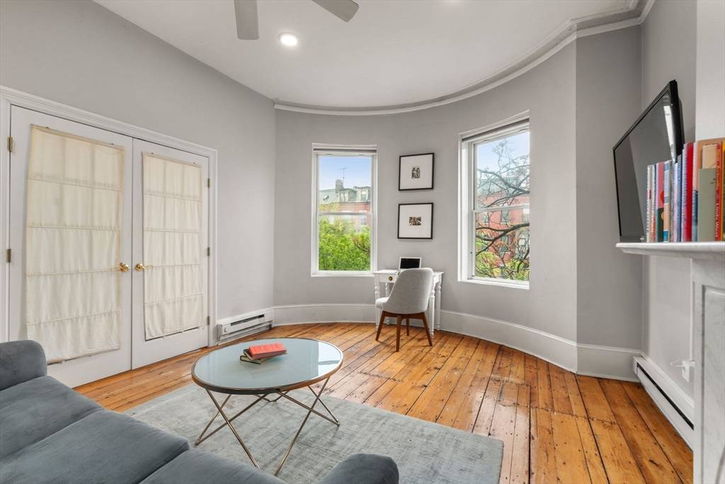 Boston, MA 02118,668 Tremont St #3