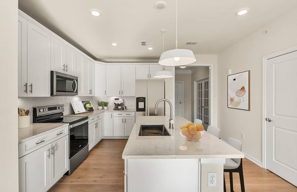 Westborough, MA 01581,2 Codman Way #305