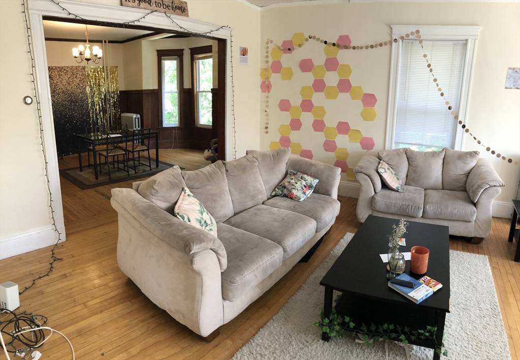 Boston, MA 02135,13 Sparhawk Street #2