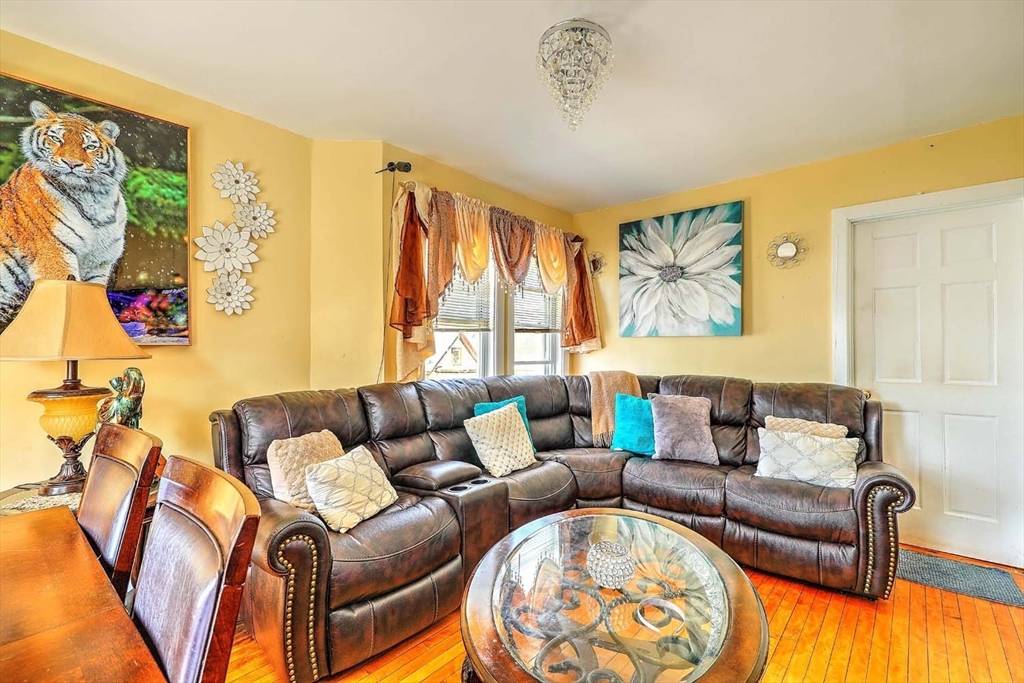 Boston, MA 02124,10 Westcott St #3