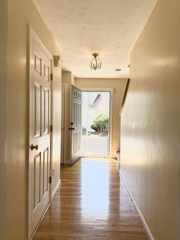 Acton, MA 01720,5 Samantha Way #5