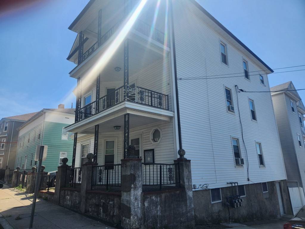 Fall River, MA 02721,297 Union Street