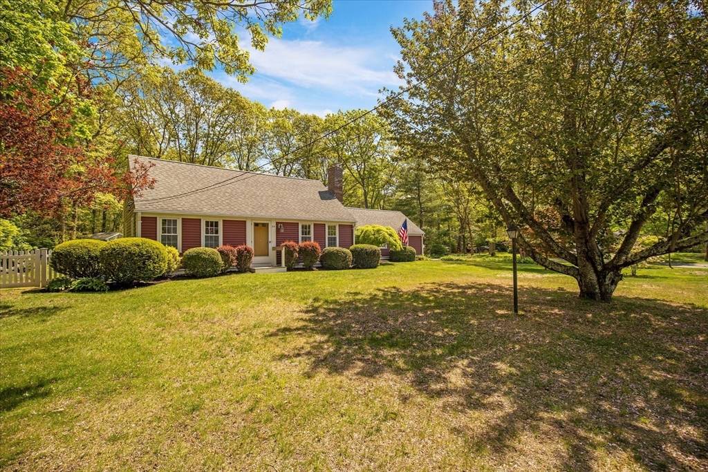 Sandwich, MA 02537,34 Kiahs Way
