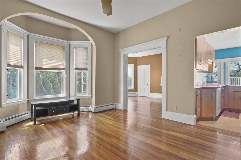 Waltham, MA 02453,55-57 Crescent Street