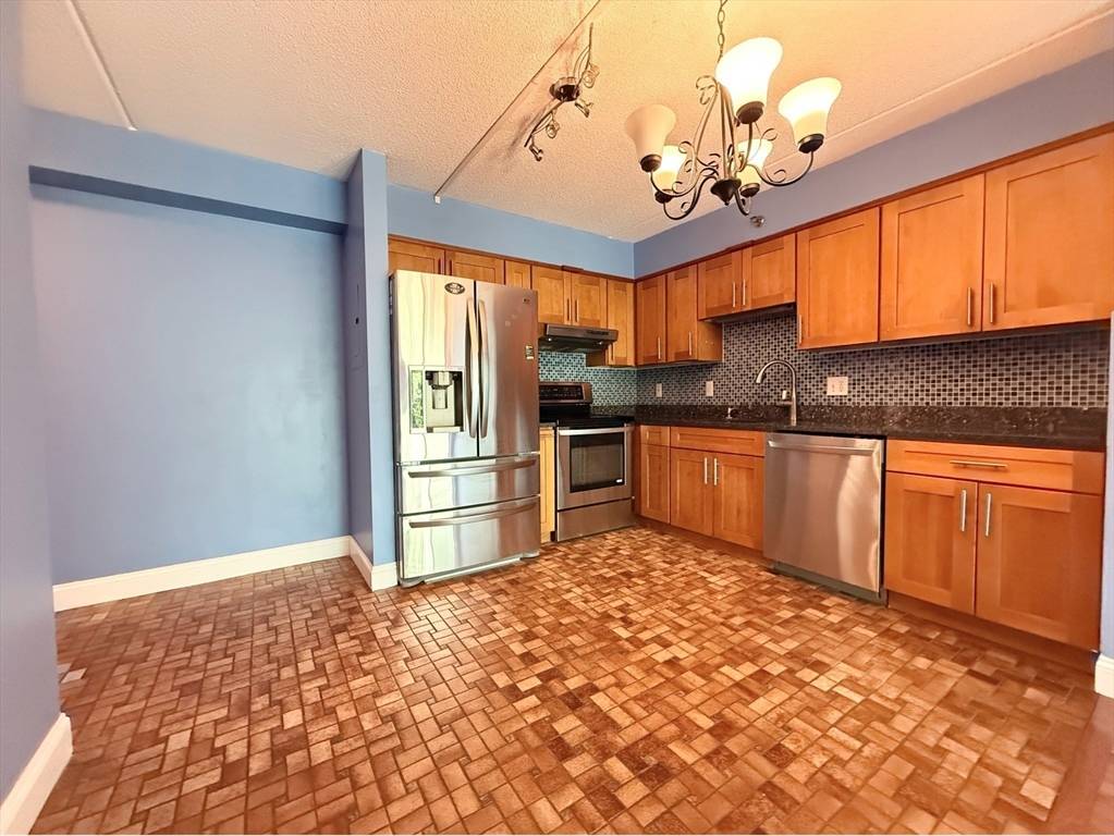 Newton, MA 02466,209 Riverview Ave #29