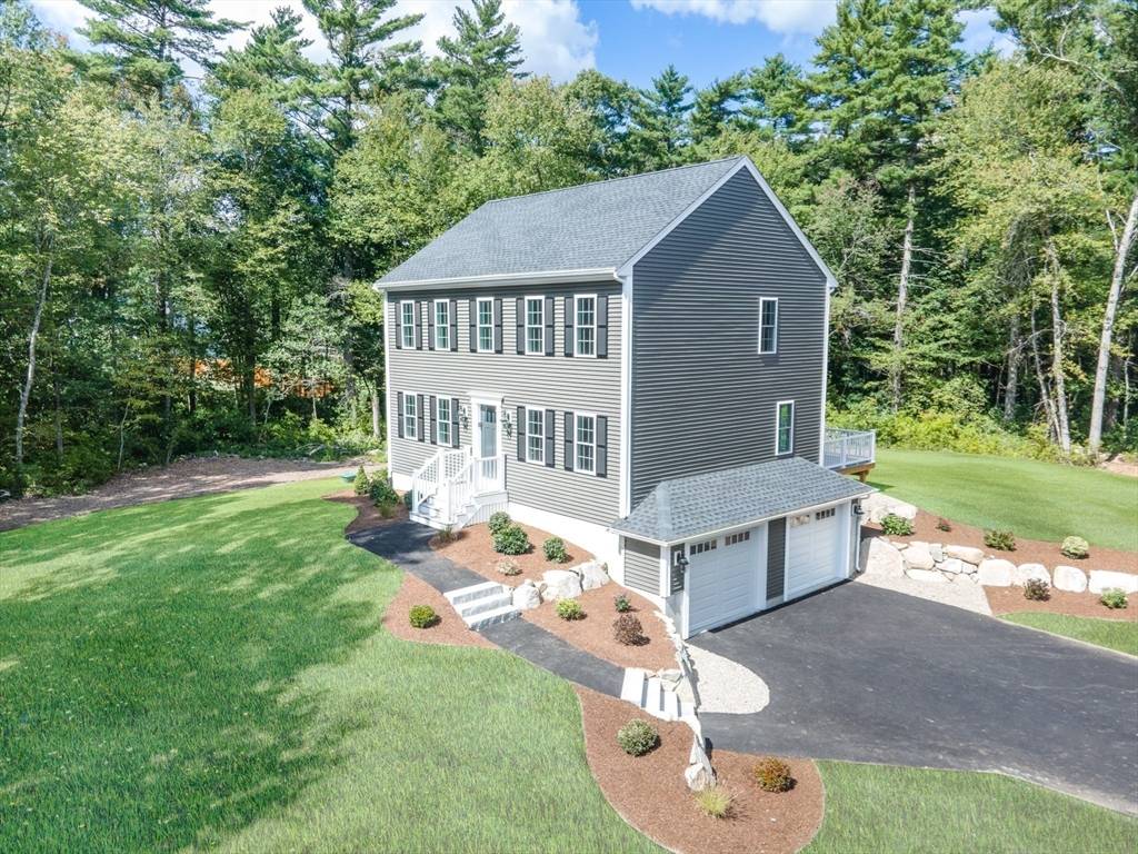 Middleboro, MA 02346,142 Tispaquin Street
