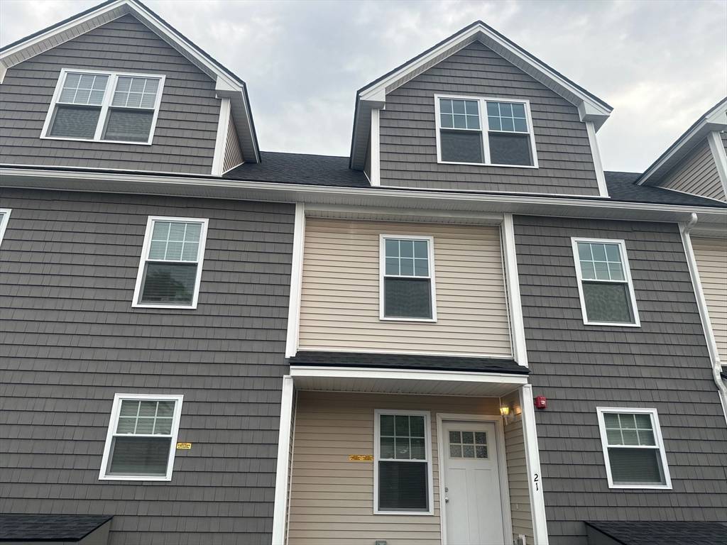 Lowell, MA 01851,21 Marshall #5